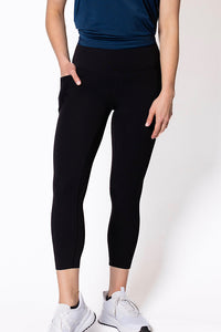 women wearing black 7/8 high waist tights