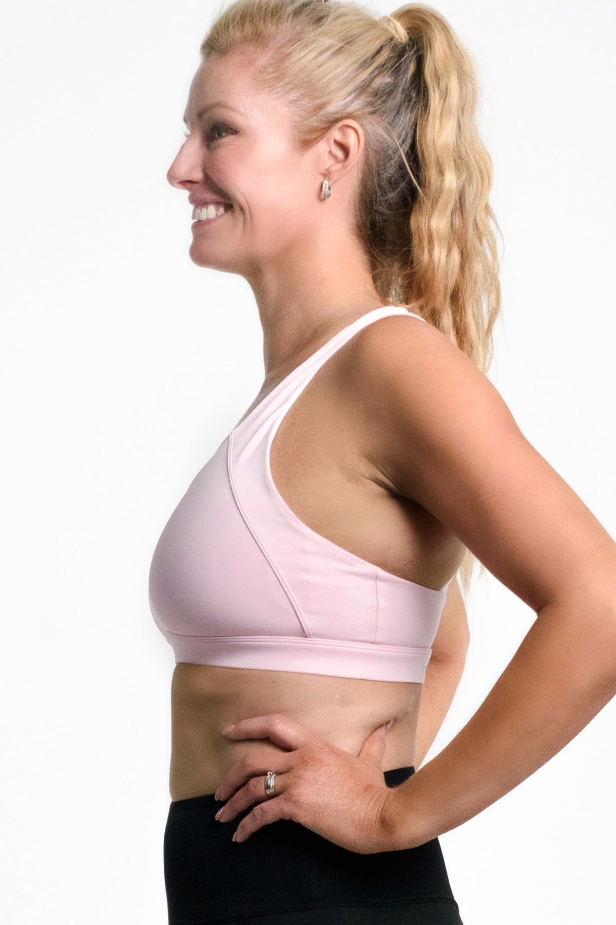 Gigi Sports Bra in Baby Pink - Perky Peche women's sports bra NZ